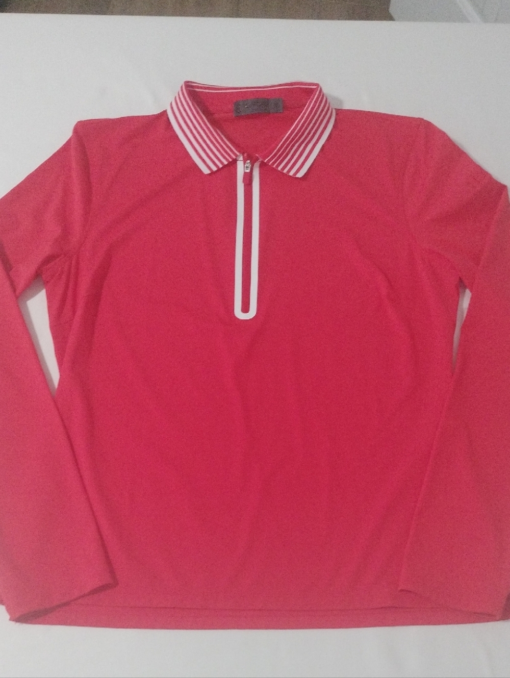 G/Fore Featherweight Silky Tech Nylon 1/4 Zip Woman's Medium